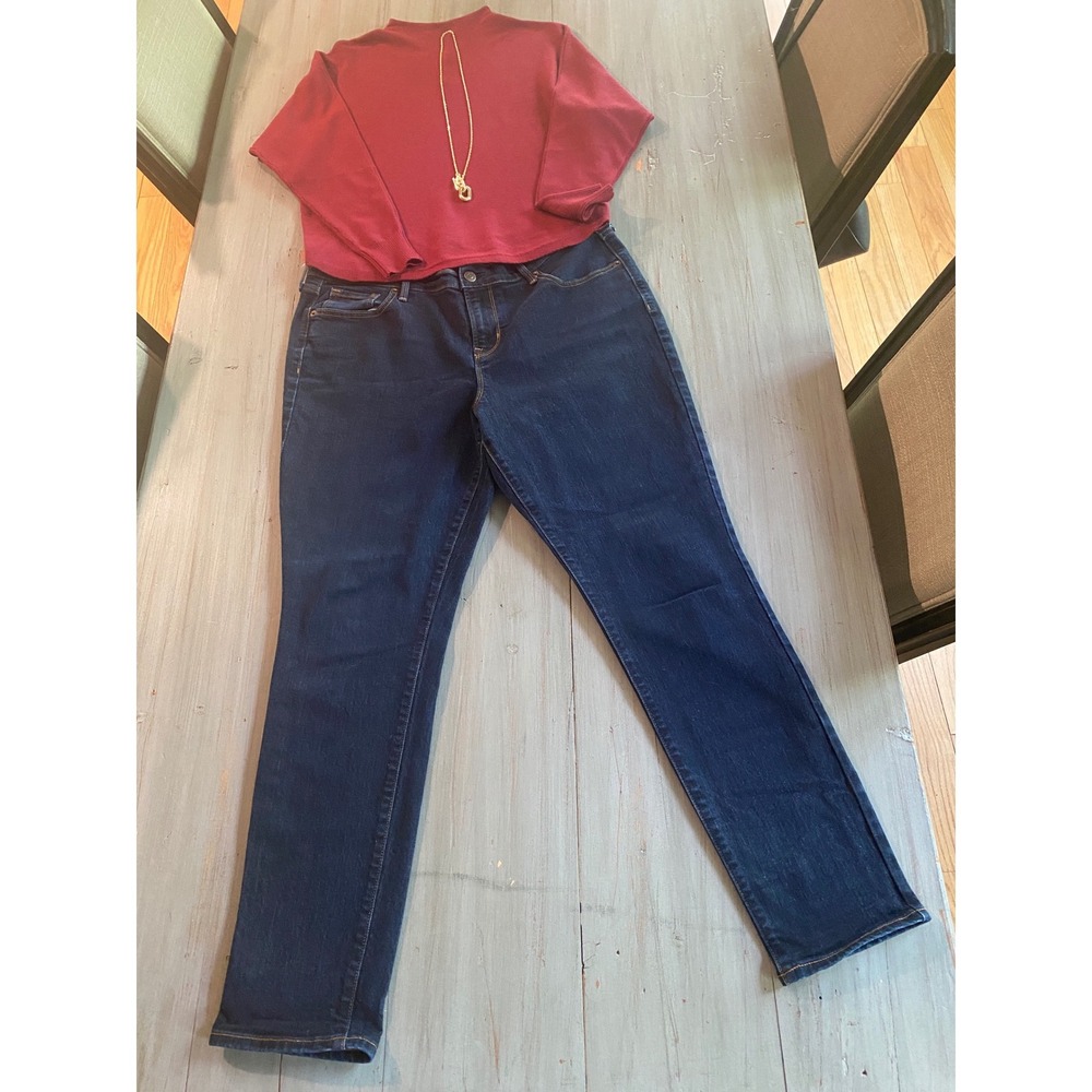 Old Navy Curvy Mid-Rise Dark Wash Straight‎ Leg Jeans Blue Size 14 Regular